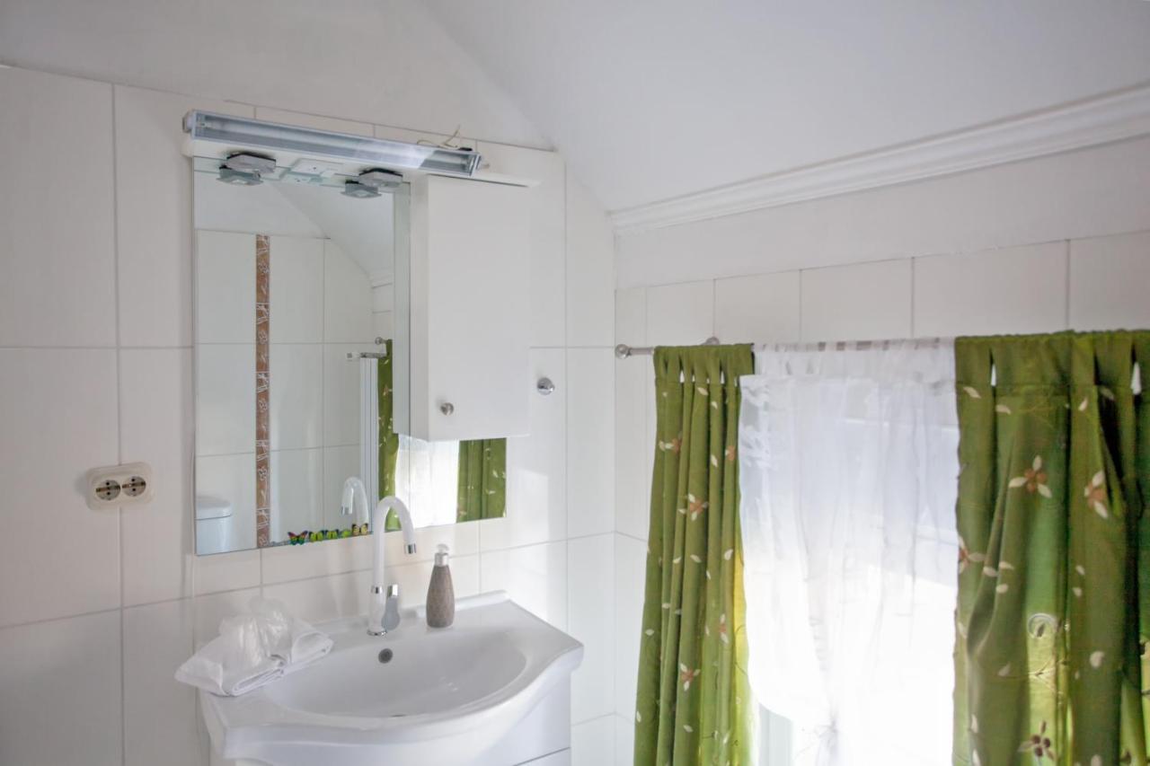 Bed and Breakfast Vila Rosa Vukovar Exterior foto