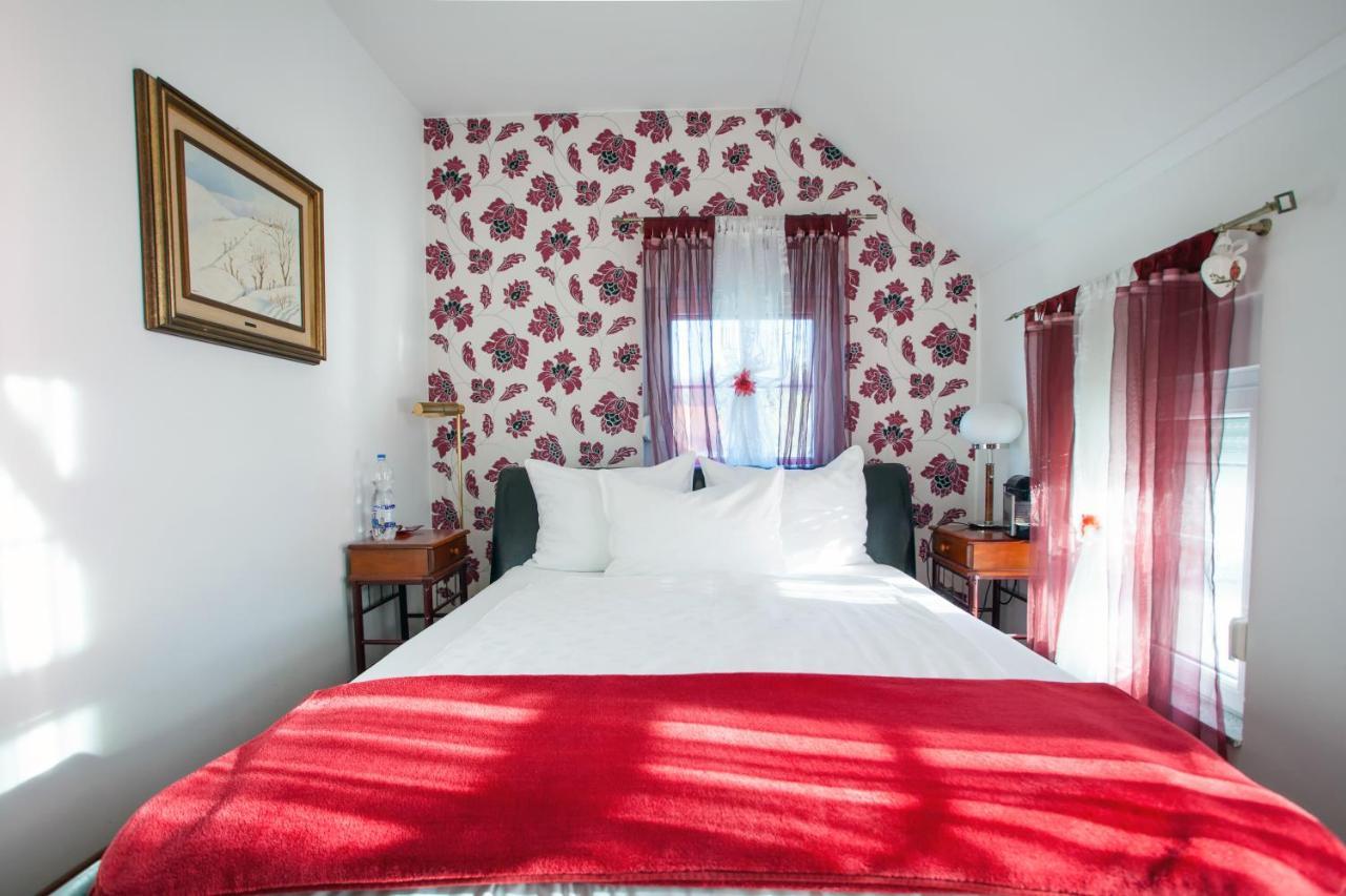 Bed and Breakfast Vila Rosa Vukovar Exterior foto
