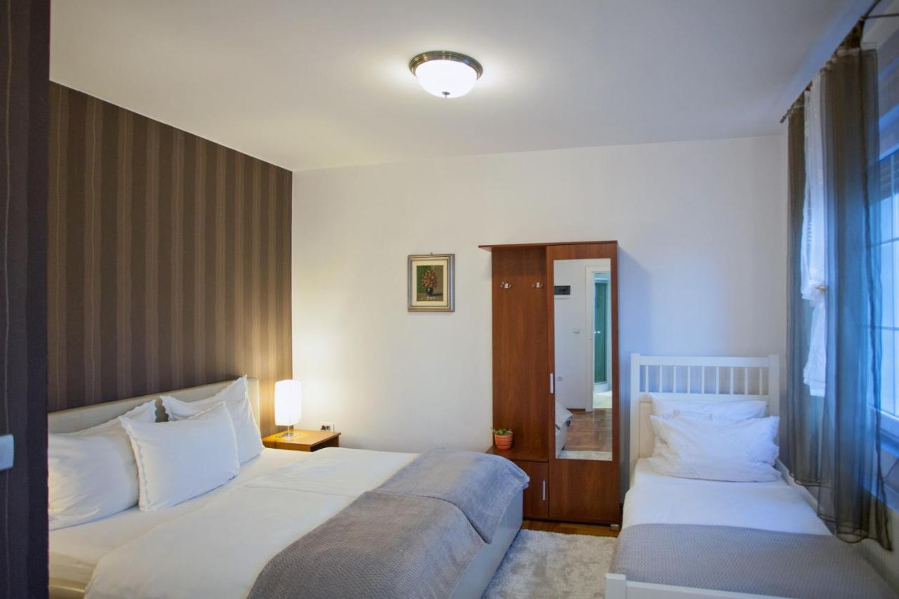 Bed and Breakfast Vila Rosa Vukovar Exterior foto